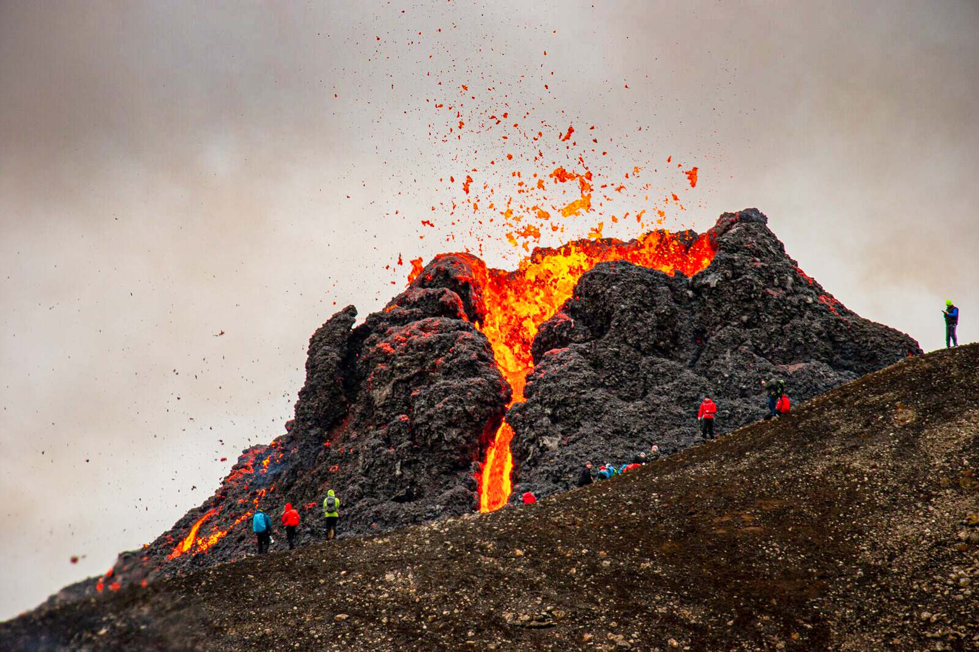 can you visit the erupting volcano in iceland